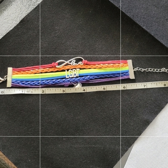 Pride Rainbow Infinity Love heart bracelet - Picture 3 of 7